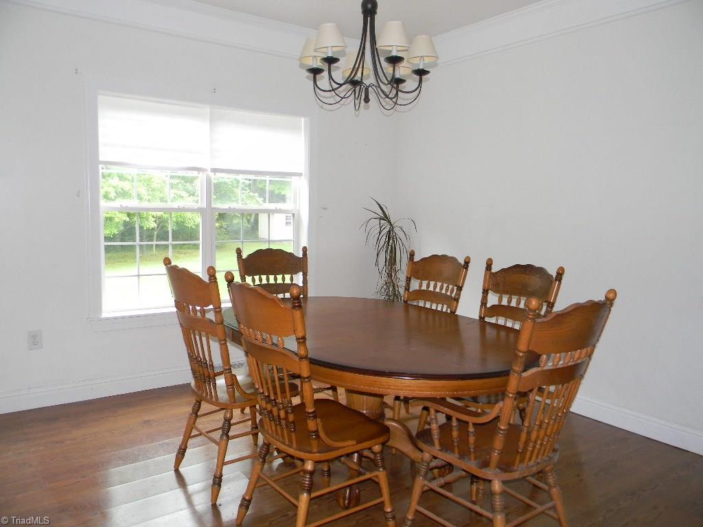7640 Salem Chapel Road Walnut Cove, NC 27052 - Photo 4 of 15 Gallery Image 4