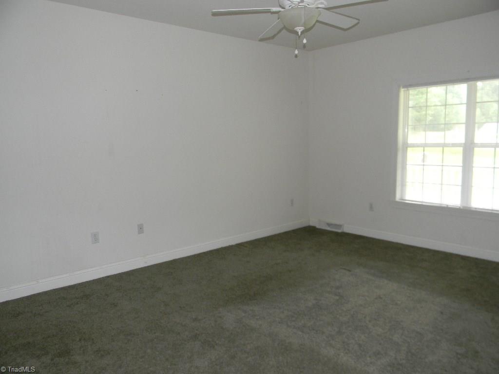 7640 Salem Chapel Road Walnut Cove, NC 27052 - Photo 5 of 15 Large Master Suite