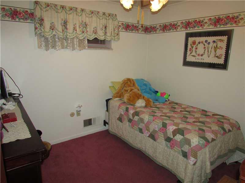 116 Lincoln Road Jefferson Hills, PA 15025 - Photo 22 of 25 Bedroom.