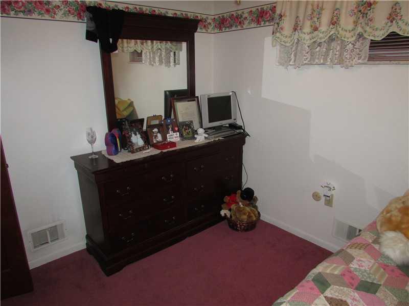 116 Lincoln Road Jefferson Hills, PA 15025 - Photo 23 of 25 Bedroom.