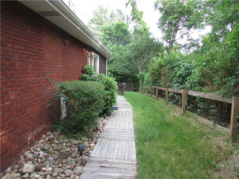 116 Lincoln Road Jefferson Hills, PA 15025 - Photo 24 of 25 Exterior Back.