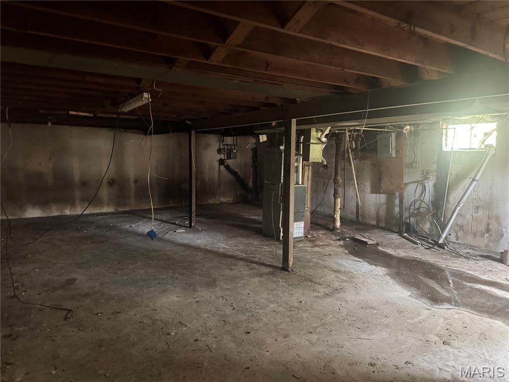 9163 Loganberry Lane Bel-Ridge, MO 63121 - Photo 12 of 14