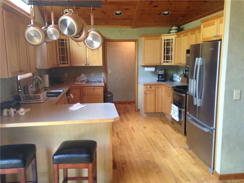 1306 Buchanan Loop Sylva, NC 28779 - Photo 12 of 19 Gallery Image 12