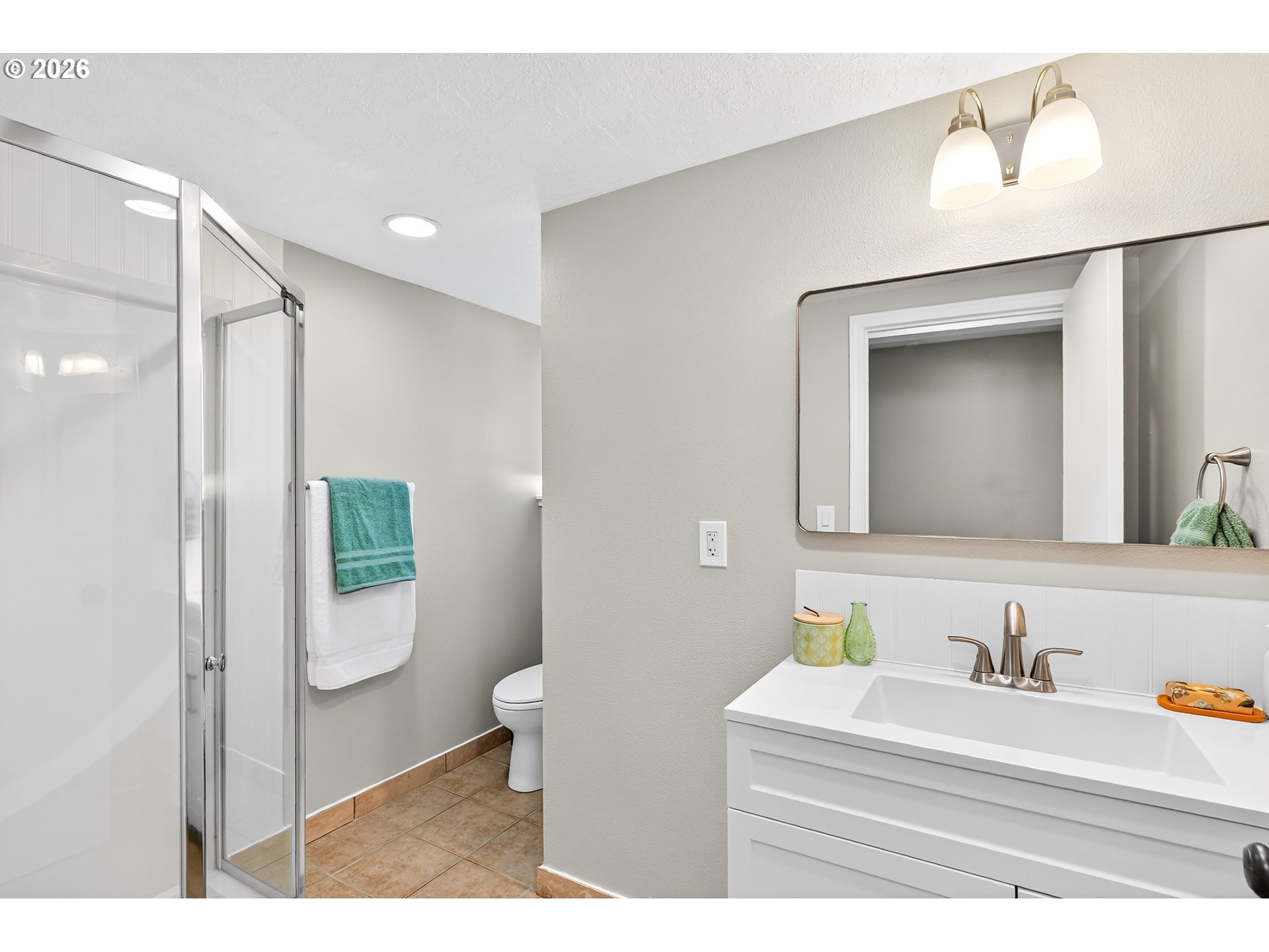 17002 Southeast Bush Street Portland, OR 97236 - Photo 17 of 28 Bathroom