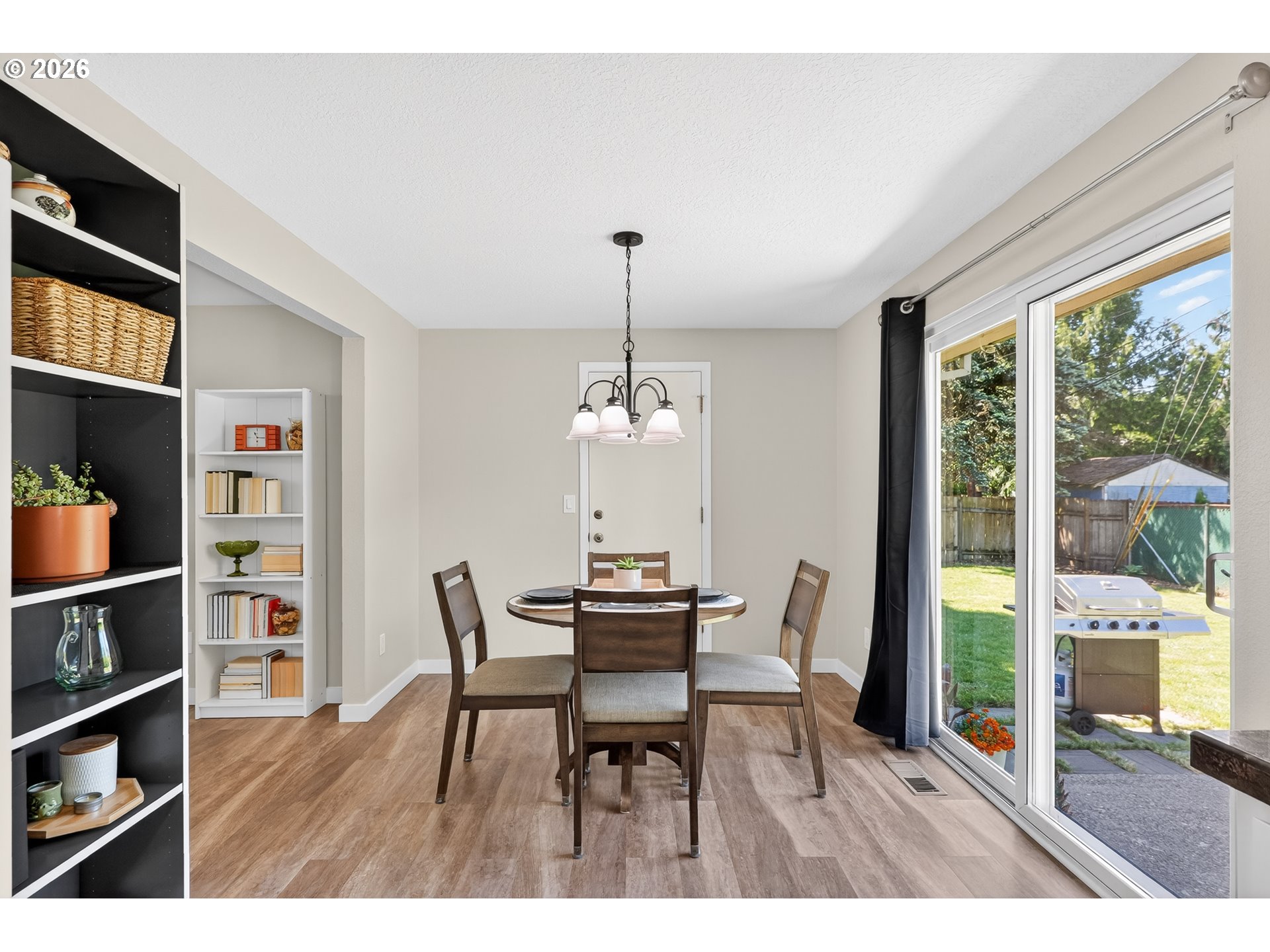 17002 Southeast Bush Street Portland, OR 97236 - Photo 9 of 28 Dining Area