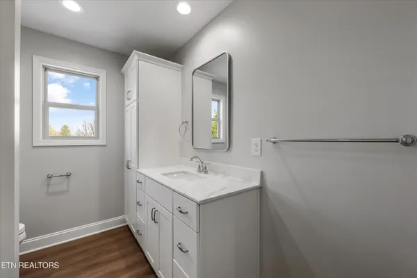 $385,000 | 7553 Ridge Hollow Way, Knoxville, TN 37924