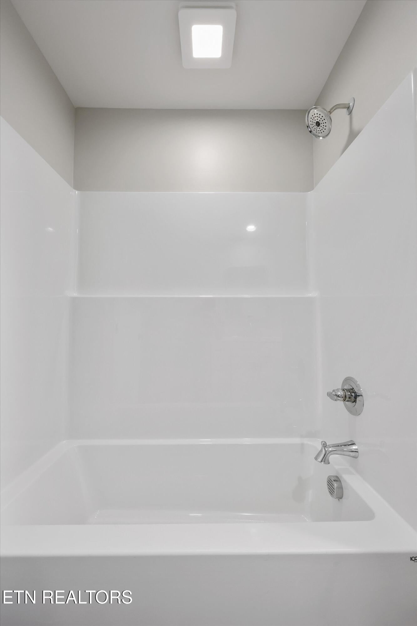 7553 Ridge Hollow Way Knoxville, TN 37924 - Photo 32 of 40 32-317 Brakebill Rd Unit 228