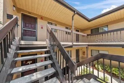 $2,000 | 2693 Sabal Springs Circle, Unit 201, Clearwater, FL 33761