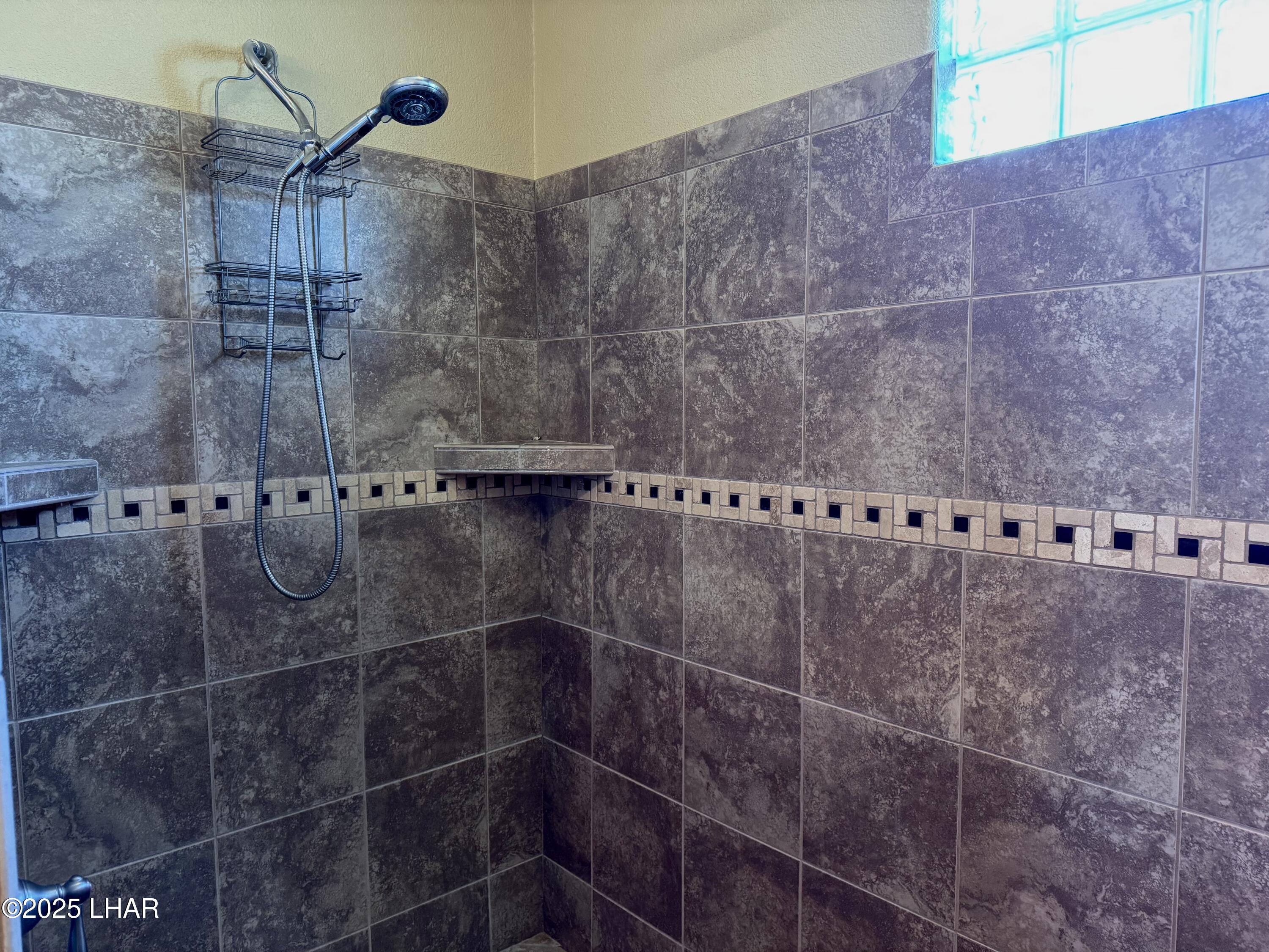 1905 Victoria Farms Road, Unit 330 Lake Havasu City, AZ 86404 - Photo 15 of 39 IMG_1995