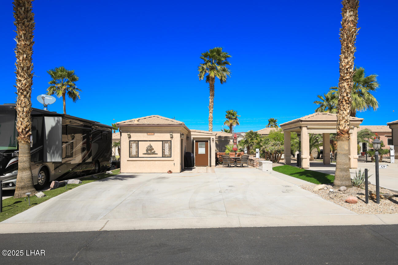 1905 Victoria Farms Road, Unit 330 Lake Havasu City, AZ 86404 - Photo 2 of 39 1905 Victotia Farms Dr-31