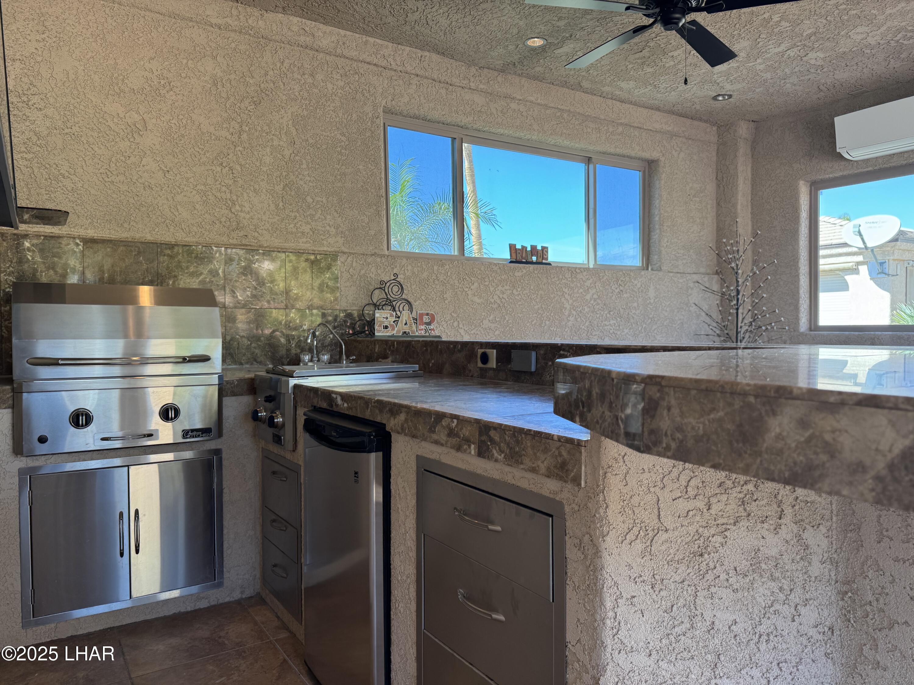 1905 Victoria Farms Road, Unit 330 Lake Havasu City, AZ 86404 - Photo 7 of 39 IMG_1979