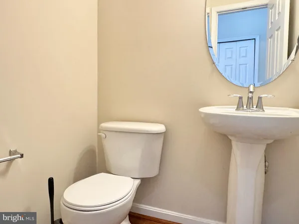 $2,800 | 101 Pelican Cove, Stafford, VA 22554