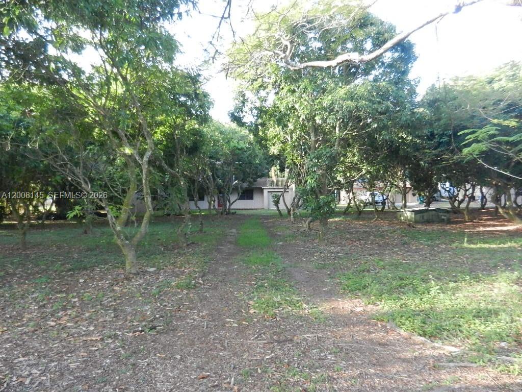 18950 Southwest 240th Street Homestead, FL 33031 - Photo 11 of 12