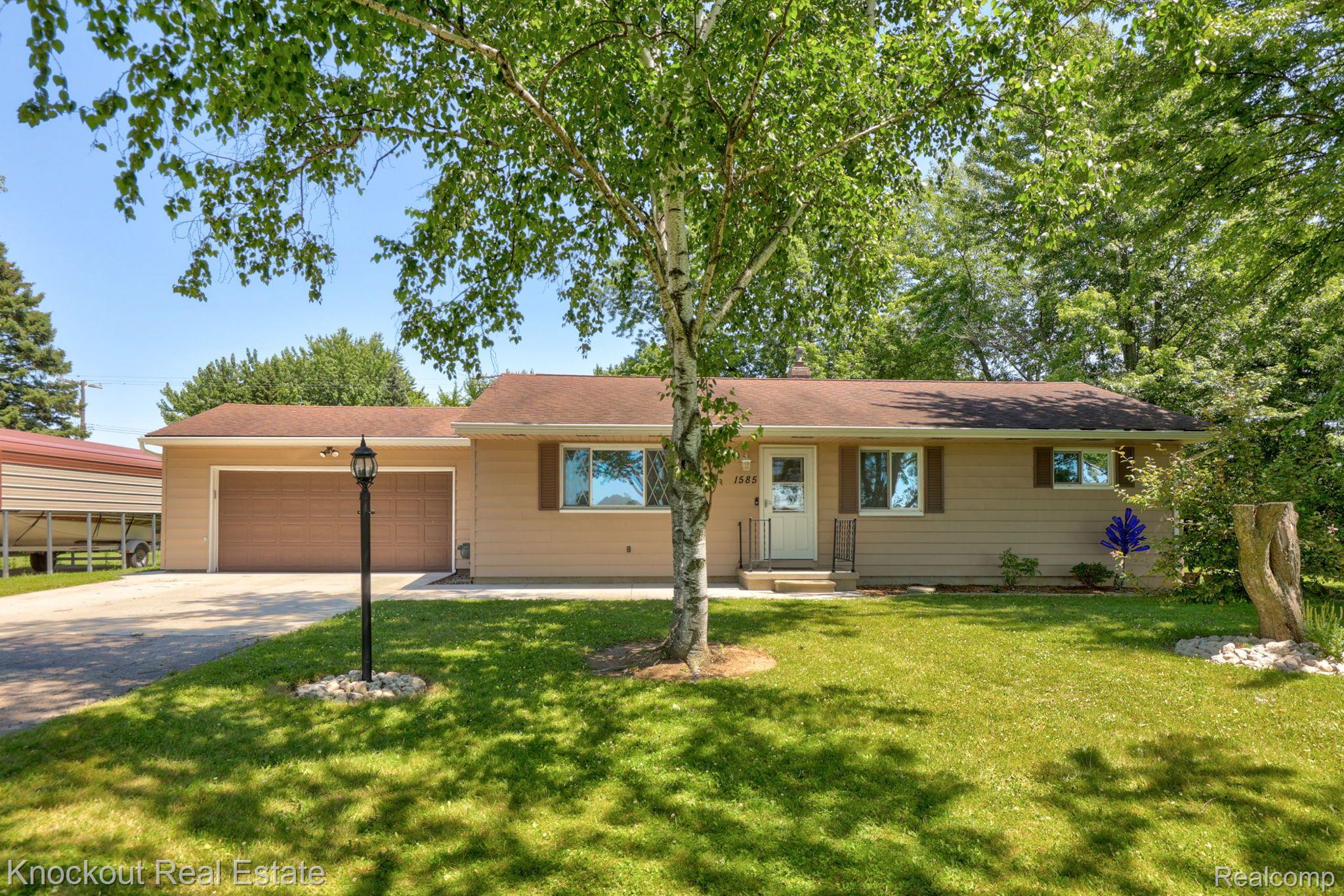 1585 South Reese Road Reese, MI 48757 - Photo 1 of 66 Gallery Image 1