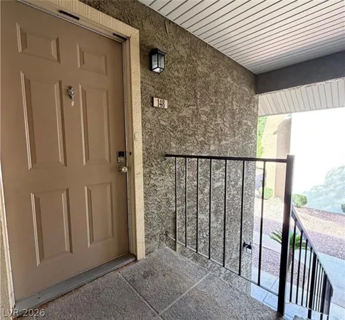 $1,750 | 5044 River Glen Drive, Unit 148, Las Vegas, NV 89103