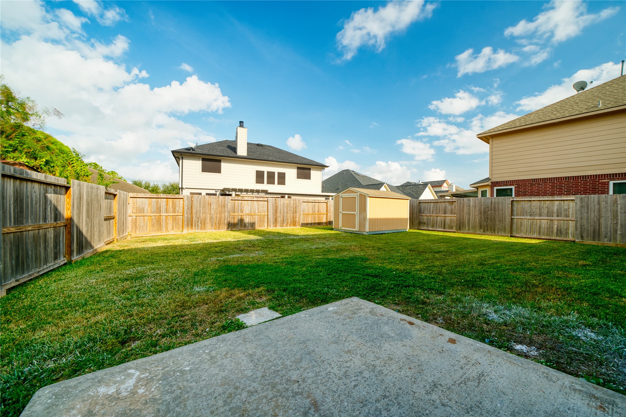 11115 Seminole Spring Lane Houston, TX 77089 - Photo 38 of 44 a view of a yard with a large tree