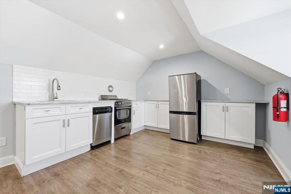 7 Main Terrace Bloomfield, NJ 07003 - Photo 22 of 34