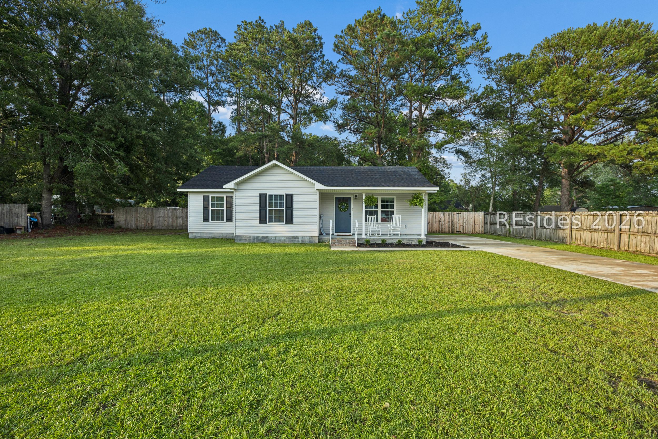 110 Sharon Avenue Hampton, SC 29924 - Photo 2 of 36