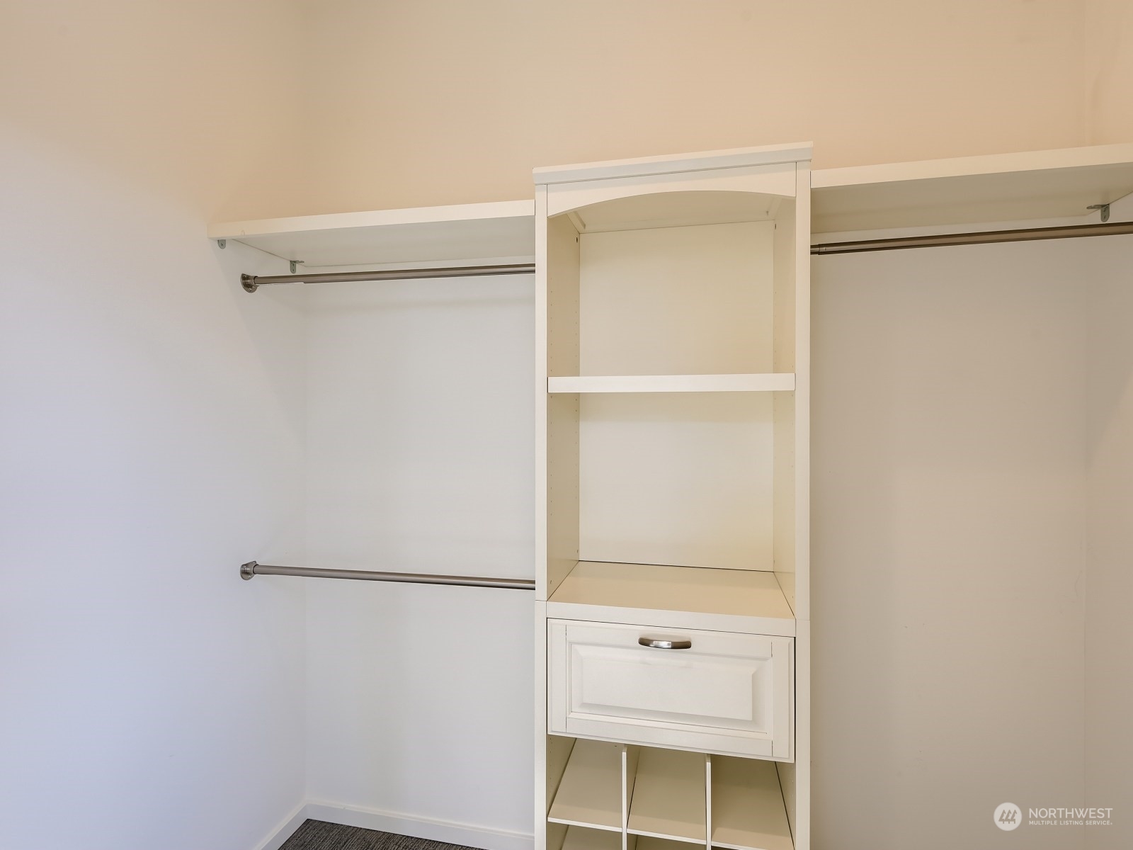 923 North 36th Street Seattle, WA 98103 - Photo 20 of 35 Gallery Image 20