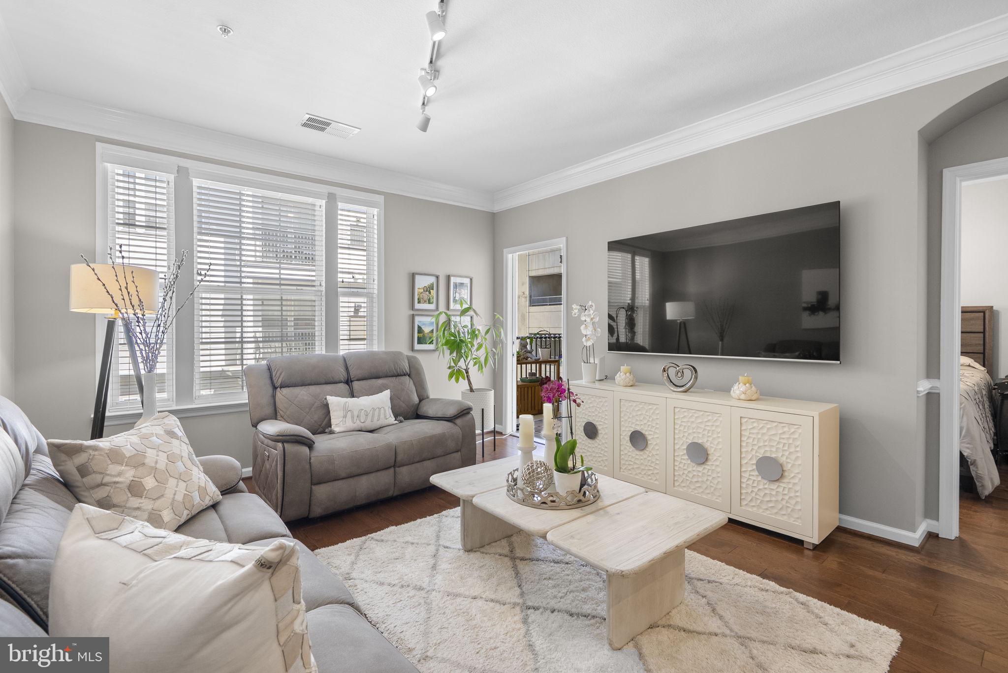 27 Booth Street, Unit 346 Gaithersburg, MD 20878 - Photo 3 of 29