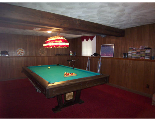 79 Oakland Road Reading, MA 01867 - Photo 14 of 19 Gallery Image 14