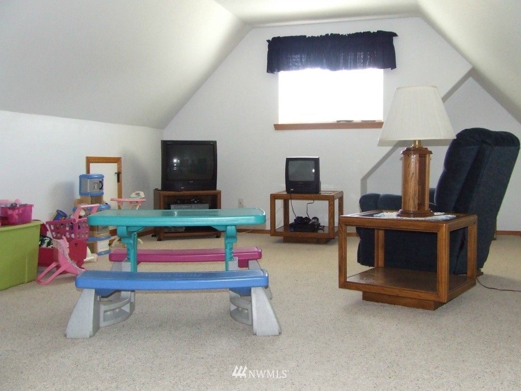 460 Modrow Road Kalama, WA 98625 - Photo 14 of 25 Gallery Image 14