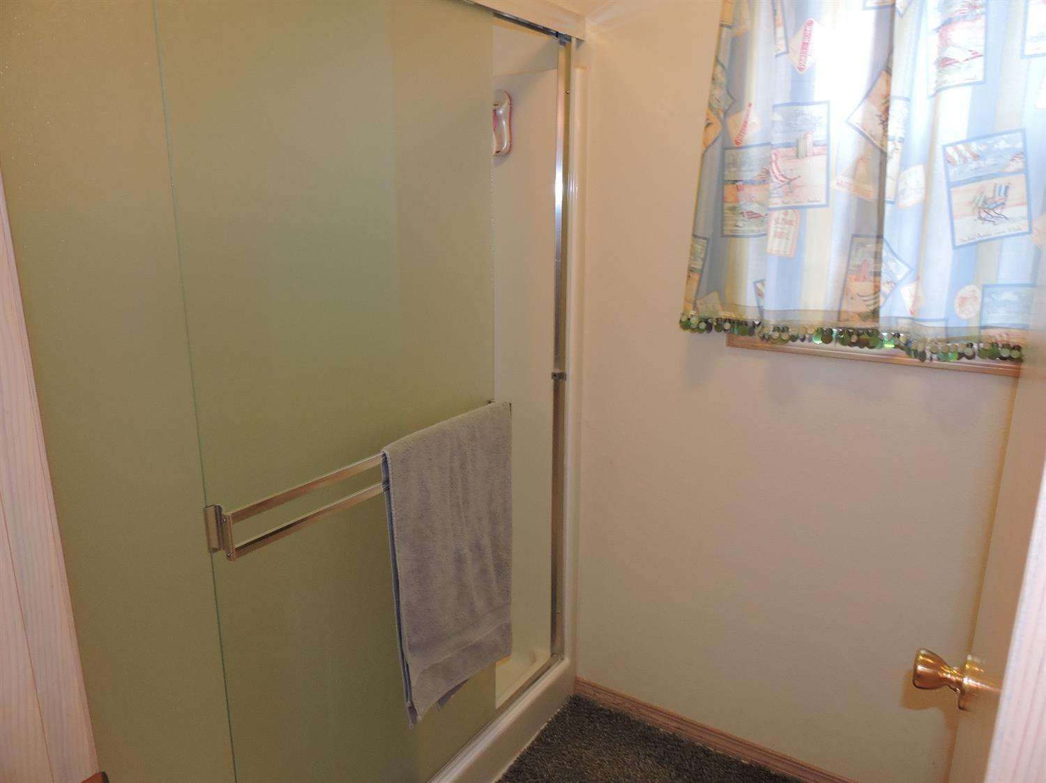205 Samuel Lane Loop Road Phoenix, OR 97535 - Photo 9 of 25 Additional Photo