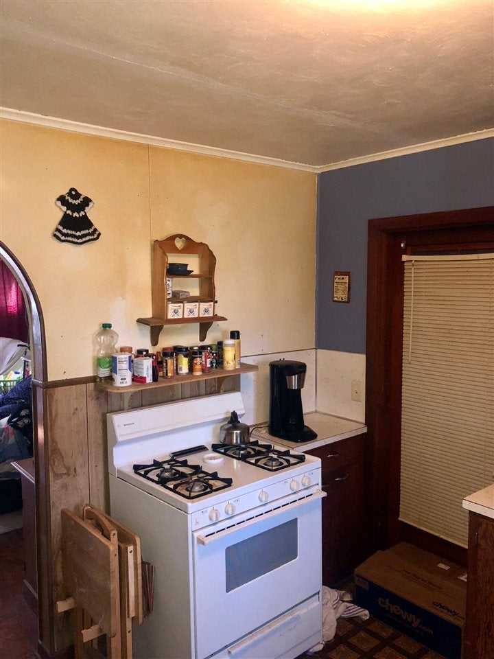1309 Ivanhoe Street Perry, OK 73077 - Photo 5 of 17 Gallery Image 5