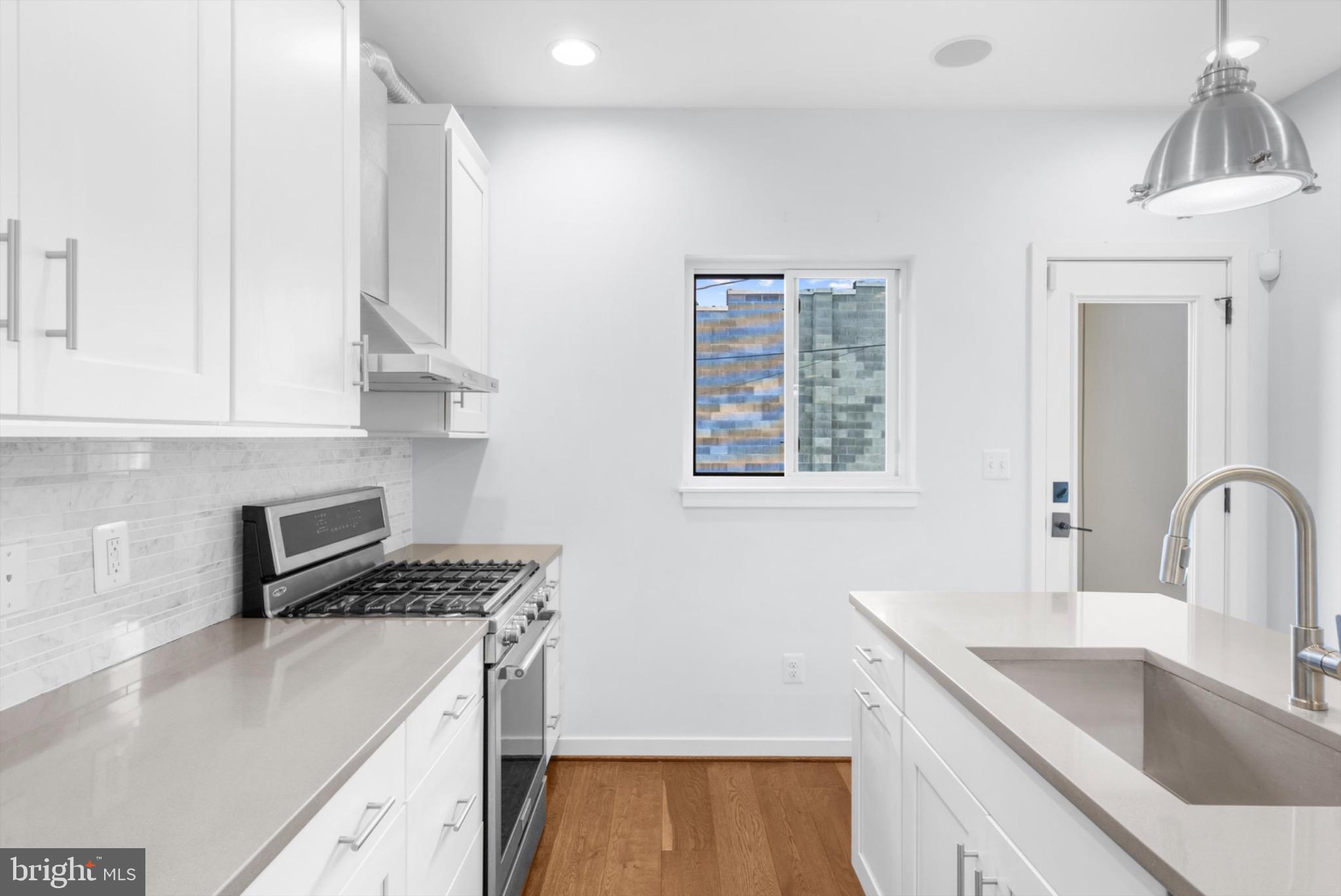 2317 East Fairmount Avenue Baltimore, MD 21224 - Photo 15 of 30