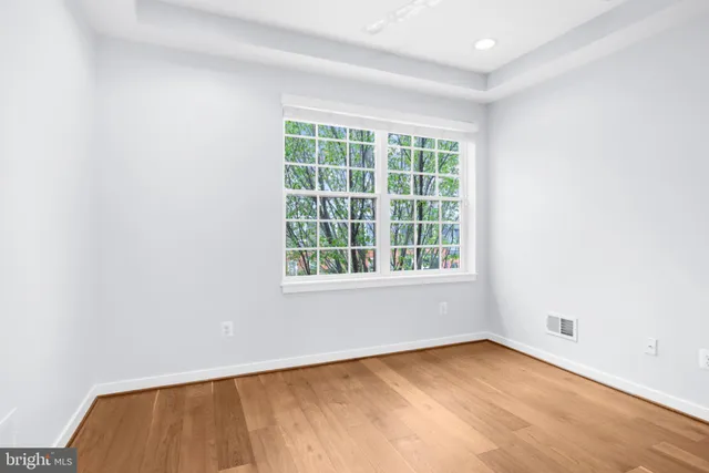 $3,200 | 2317 East Fairmount Avenue, Baltimore, MD 21224