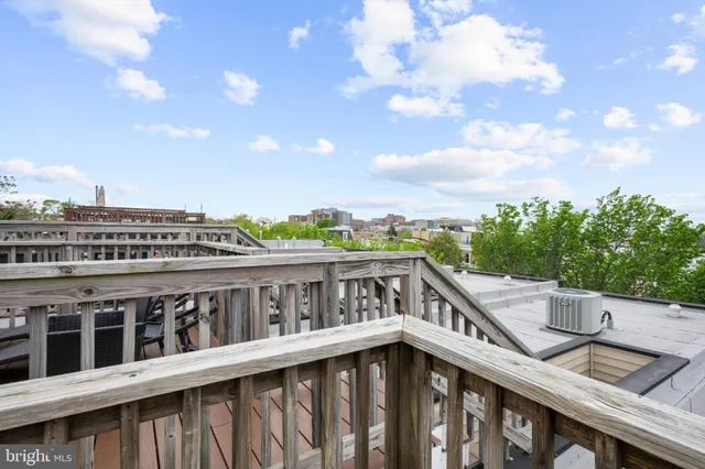 $3,200 | 2317 East Fairmount Avenue, Baltimore, MD 21224