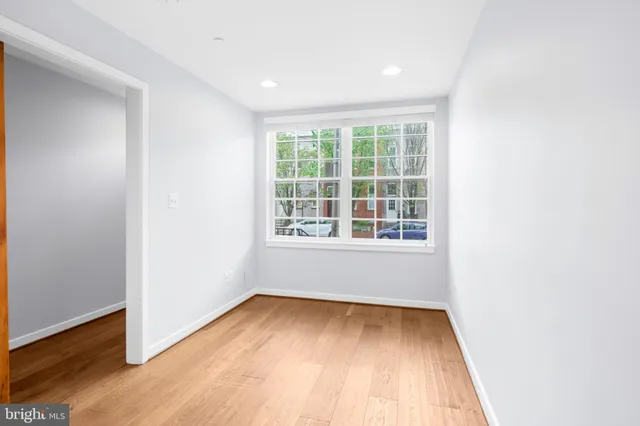 $3,200 | 2317 East Fairmount Avenue, Baltimore, MD 21224