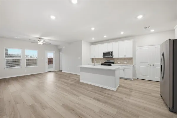 $2,190 | 1720 Arches Road, Unit RD, Anna, TX 75409