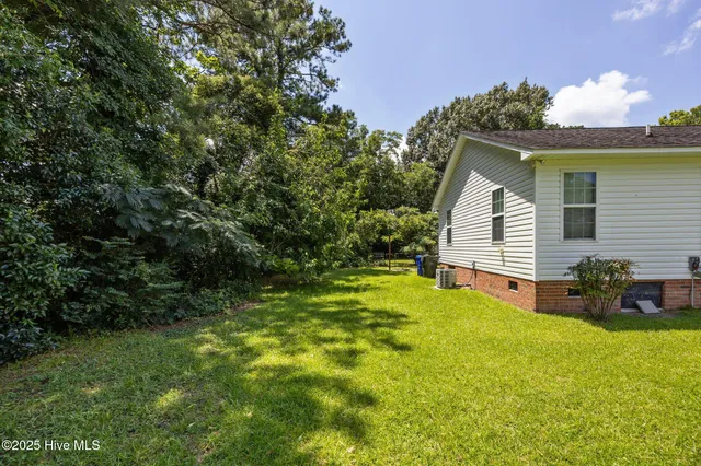 $1,450 | 1207 Davenport Street, Greenville, NC 27834