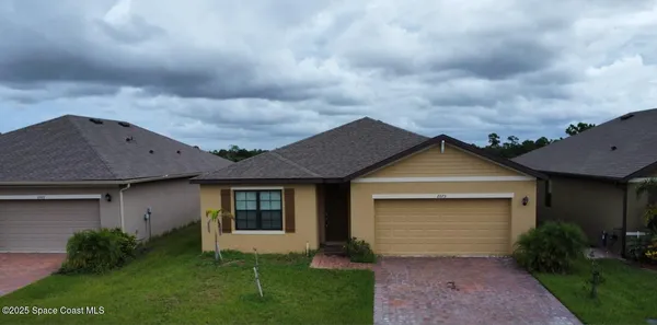 $2,200 | 2073 Farmhouse Road Southeast, Palm Bay, FL 32909