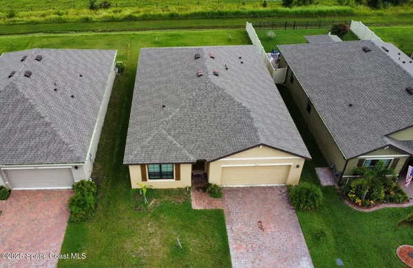 $2,200 | 2073 Farmhouse Road Southeast, Palm Bay, FL 32909
