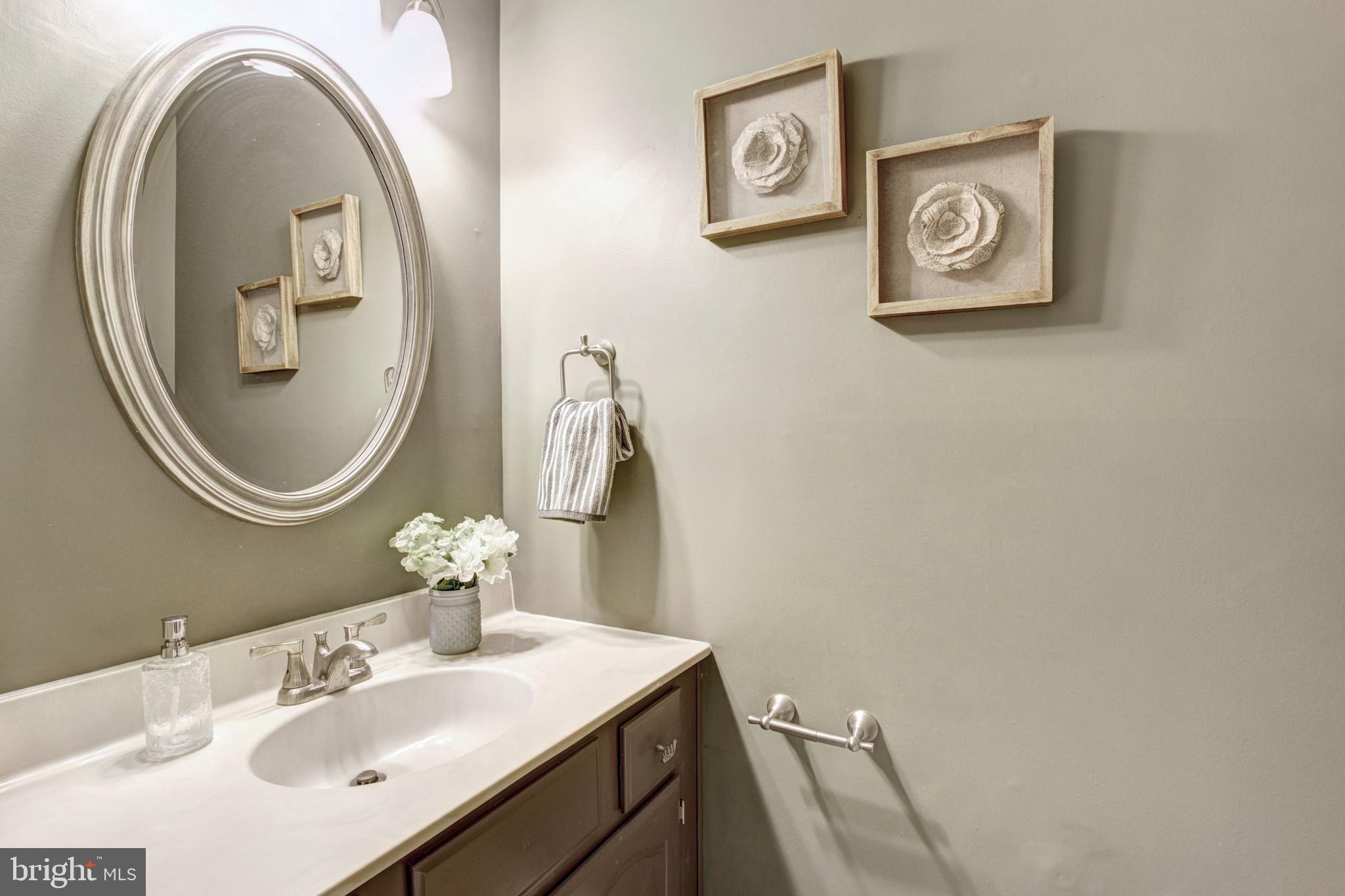 10061 Marshall Pond Road Burke, VA 22015 - Photo 15 of 29 Powder Room