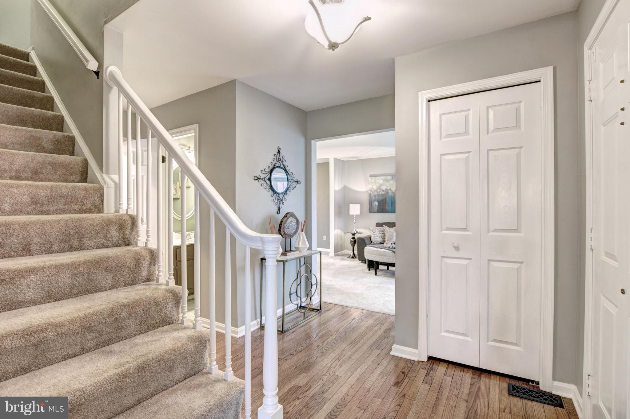 10061 Marshall Pond Road Burke, VA 22015 - Photo 24 of 29 Foyer