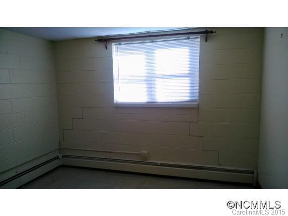 669 Mountain View Road Mars Hill, NC 28754 - Photo 12 of 14 Gallery Image 12