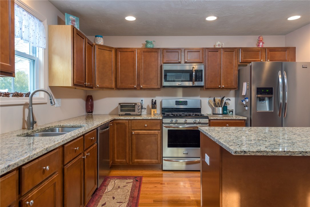 181 Graniteville Road Burrillville, RI 02830 - Photo 7 of 27 Gallery Image 7