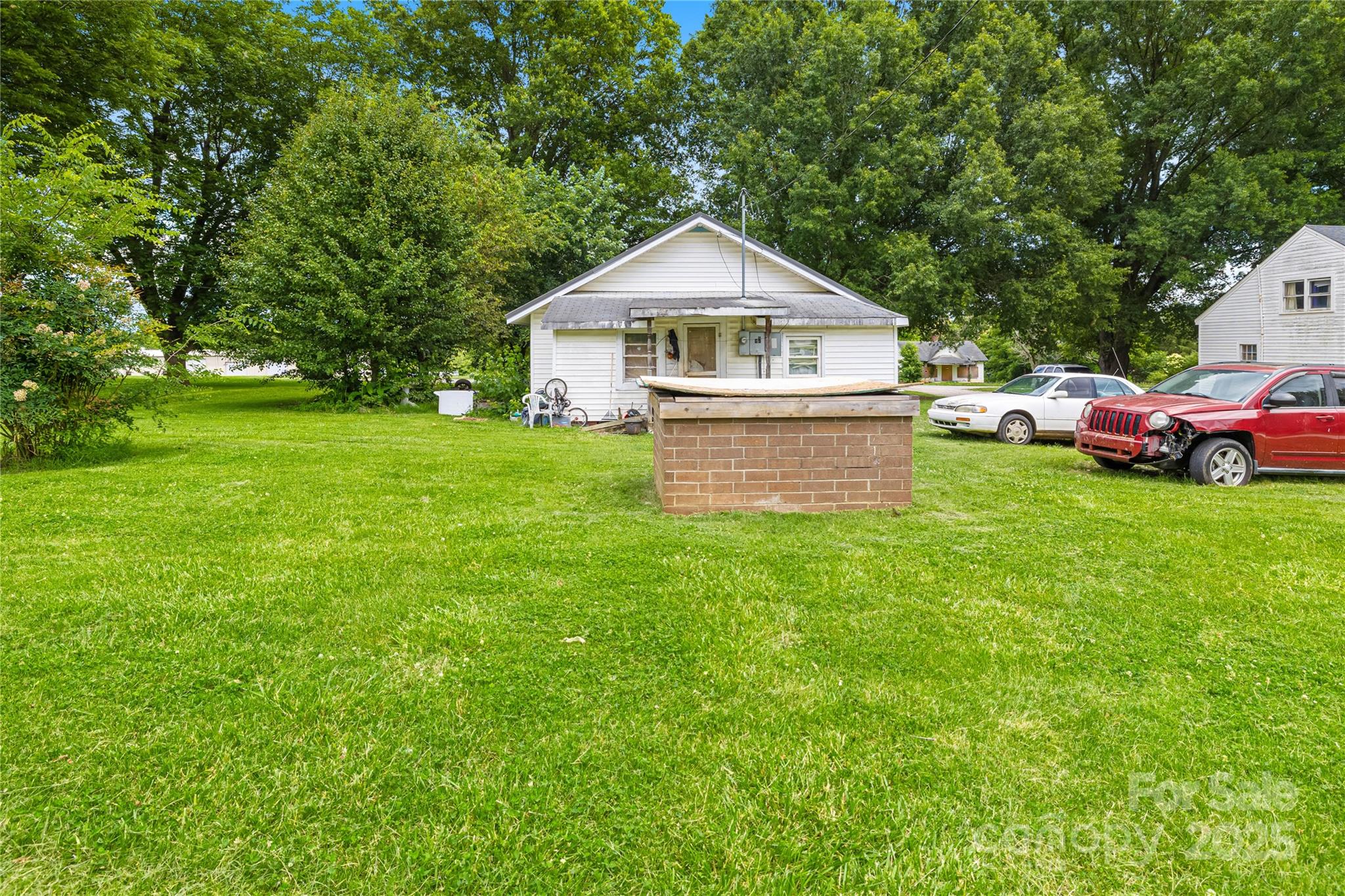 116 Webb Road Shelby, NC 28152 - Photo 10 of 15 a front view of house with yard and green space