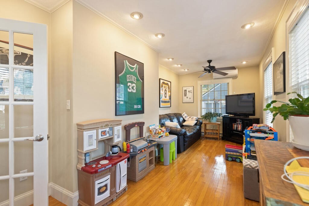 123 Damon Road Medford, MA 02155 - Photo 20 of 42 Gallery Image 20