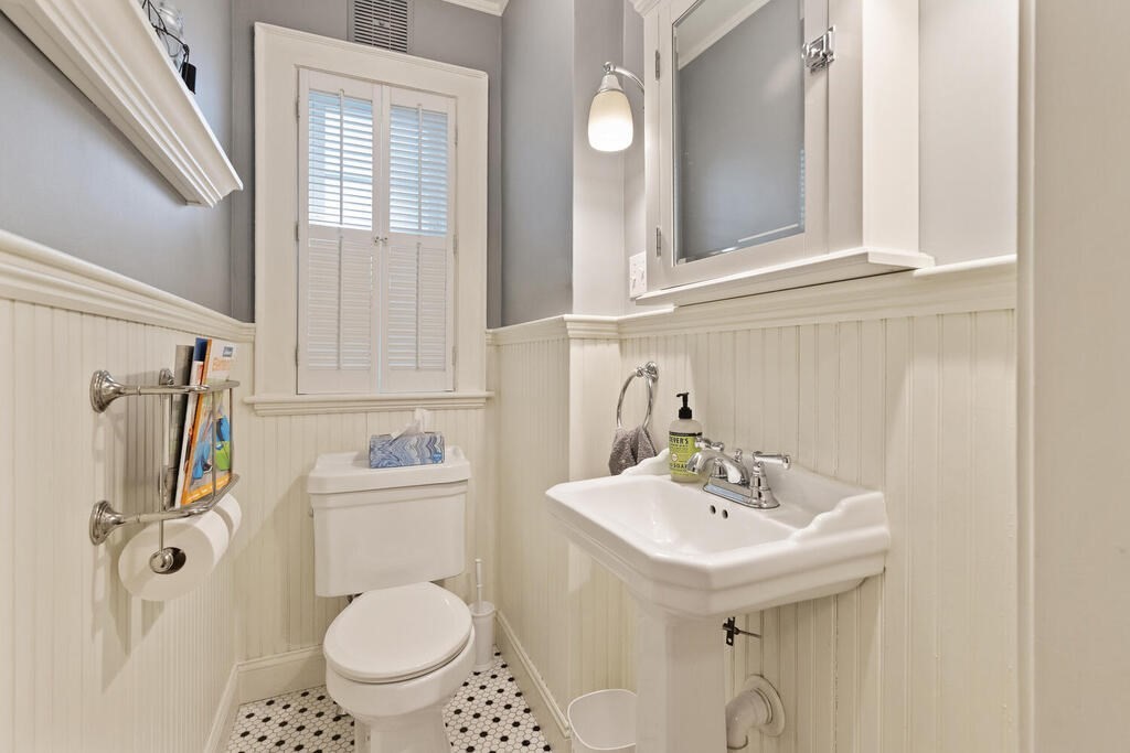 123 Damon Road Medford, MA 02155 - Photo 34 of 42 Gallery Image 34