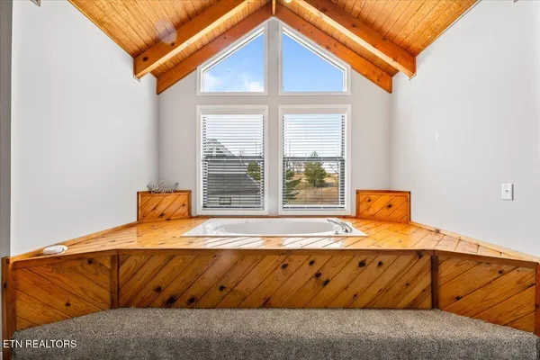 $624,900 | 602 Wedgewood Lane, La Follette, TN 37766