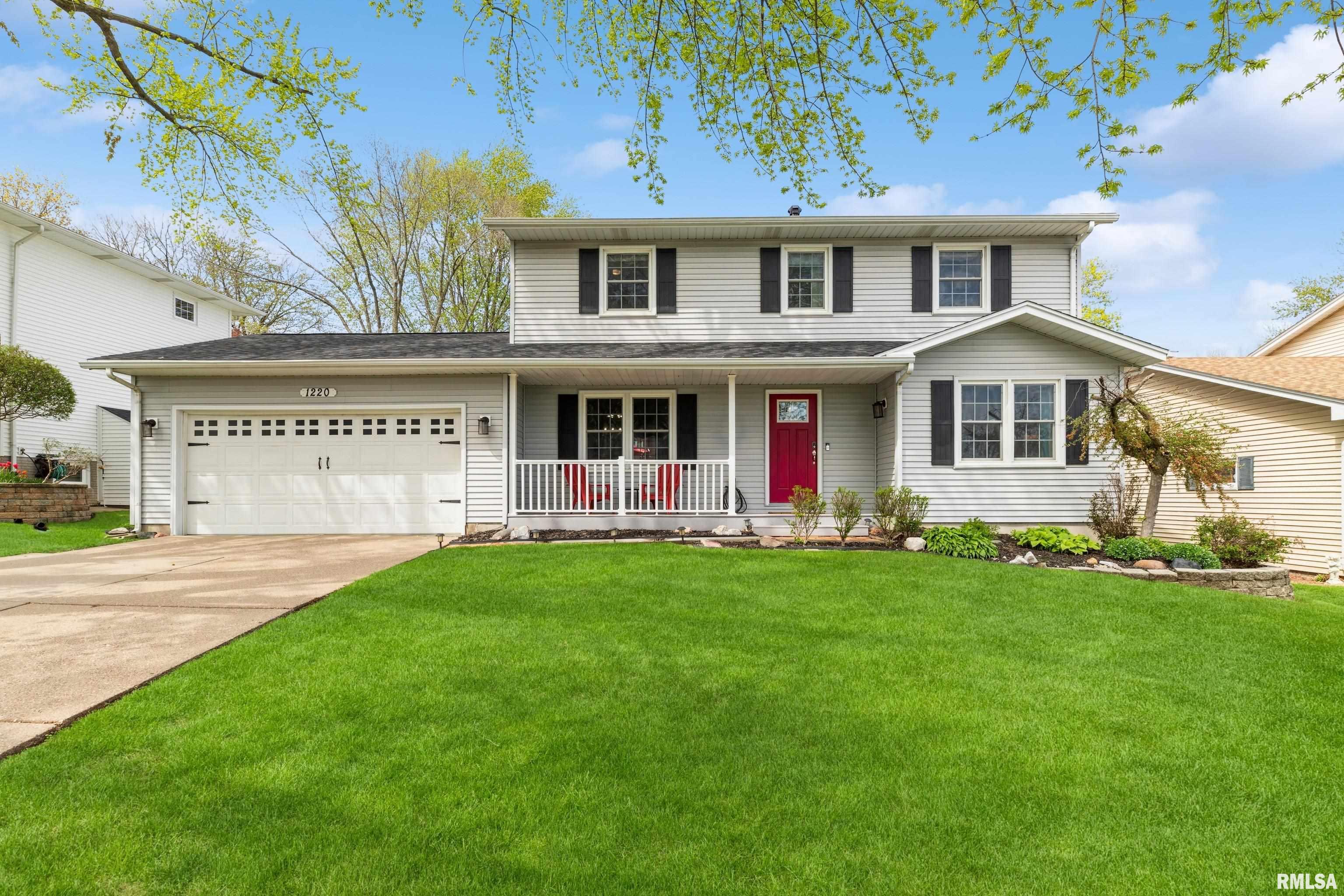 1220 Pinehill Road Bettendorf, IA 52722 - Photo 2 of 46