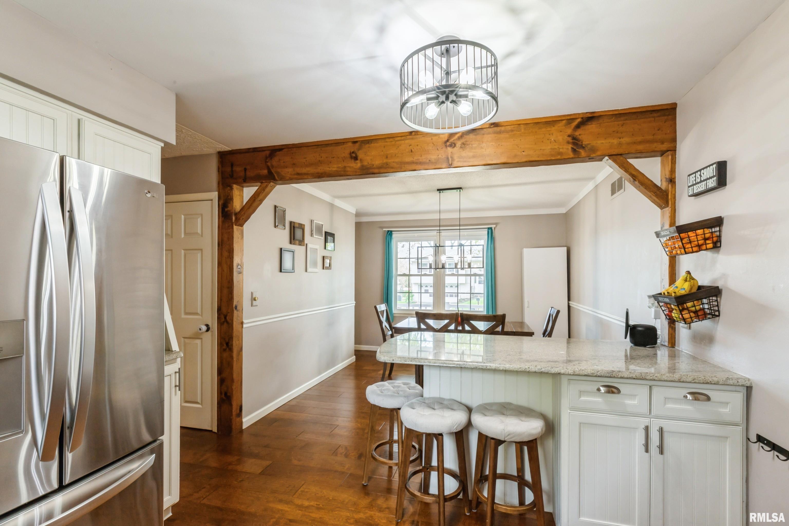 1220 Pinehill Road Bettendorf, IA 52722 - Photo 26 of 46