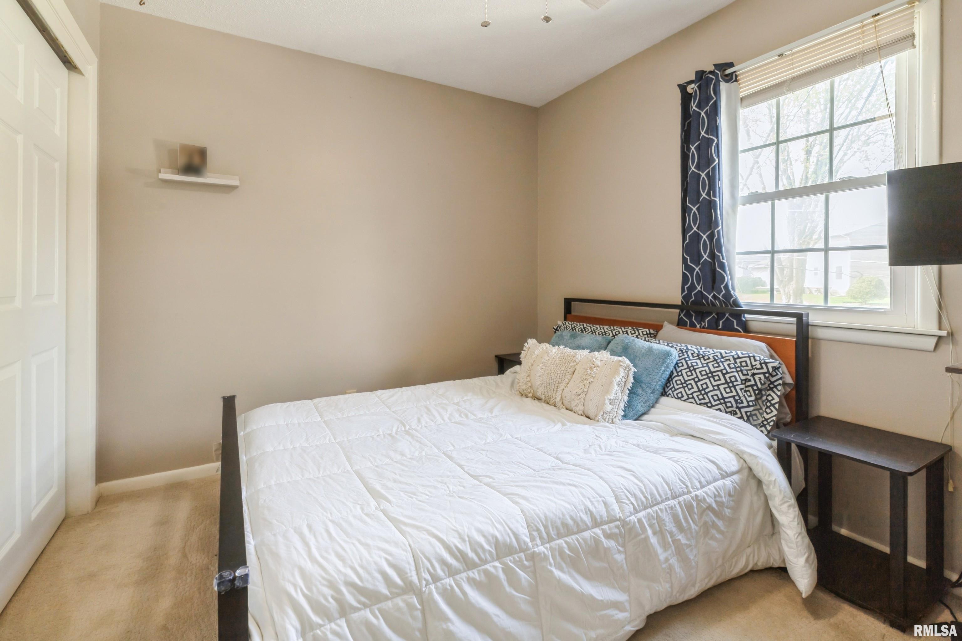 1220 Pinehill Road Bettendorf, IA 52722 - Photo 37 of 46