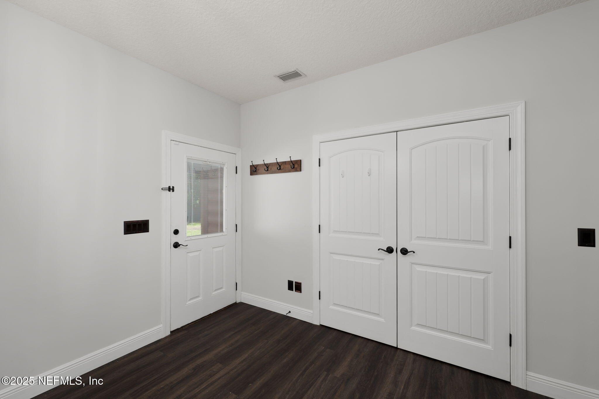 2871 Anchor Road Middleburg, FL 32068 - Photo 16 of 36 Rear Door & Laundry Doors