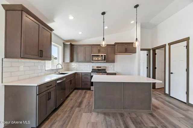 $545,200 | 13400 International Street, Rathdrum, ID 83858