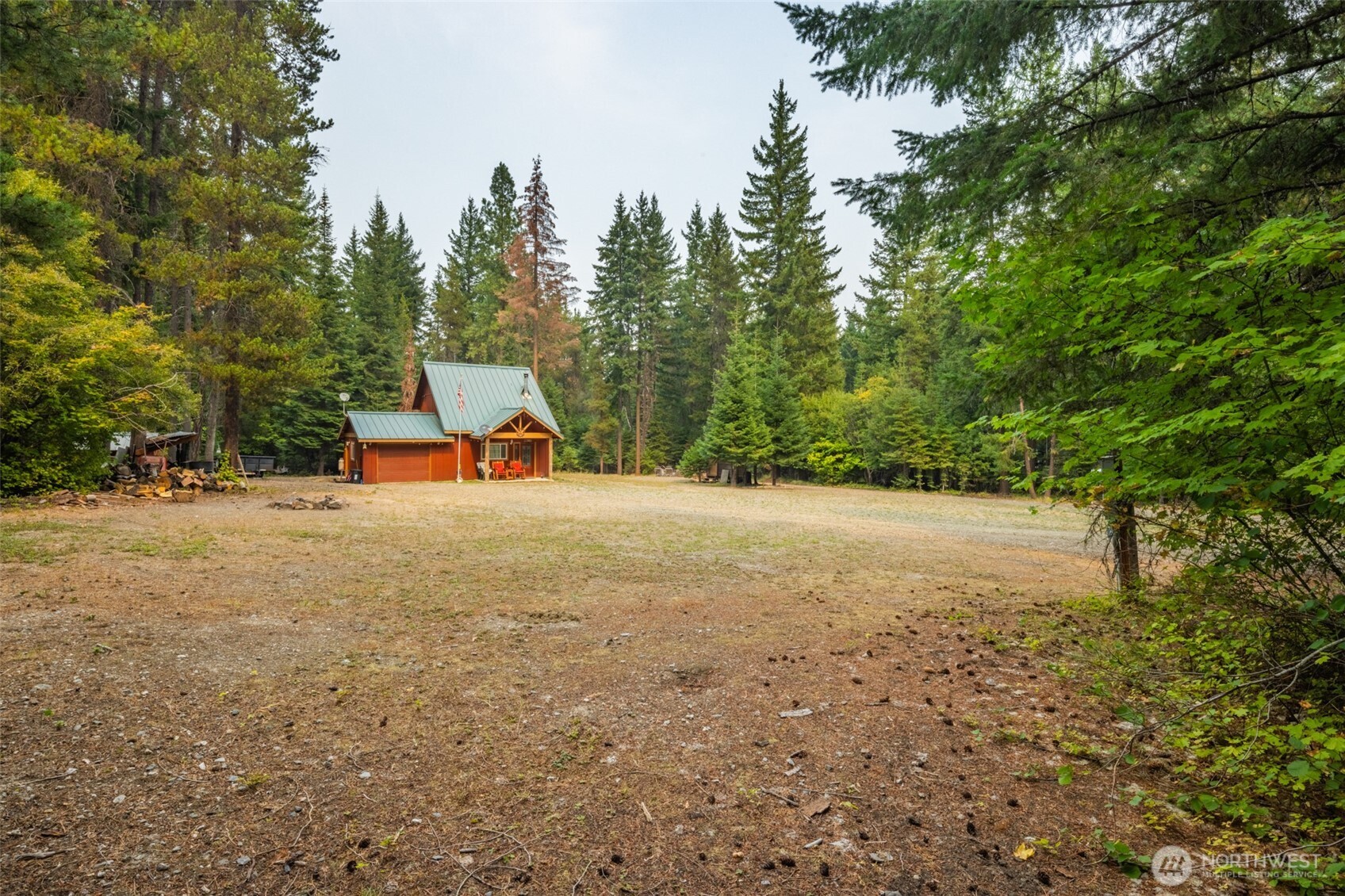 1850 Timber Mountain Loop Cle Elum, WA 98922 - Photo 24 of 32 a view of outdoor space with trees all around